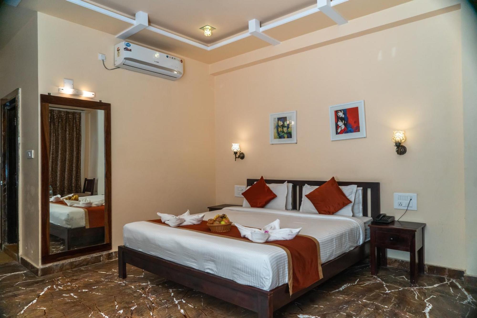 Udai Nature Valley Resort - A Peace Full Farmhouse Resort אודייפור מראה חיצוני תמונה