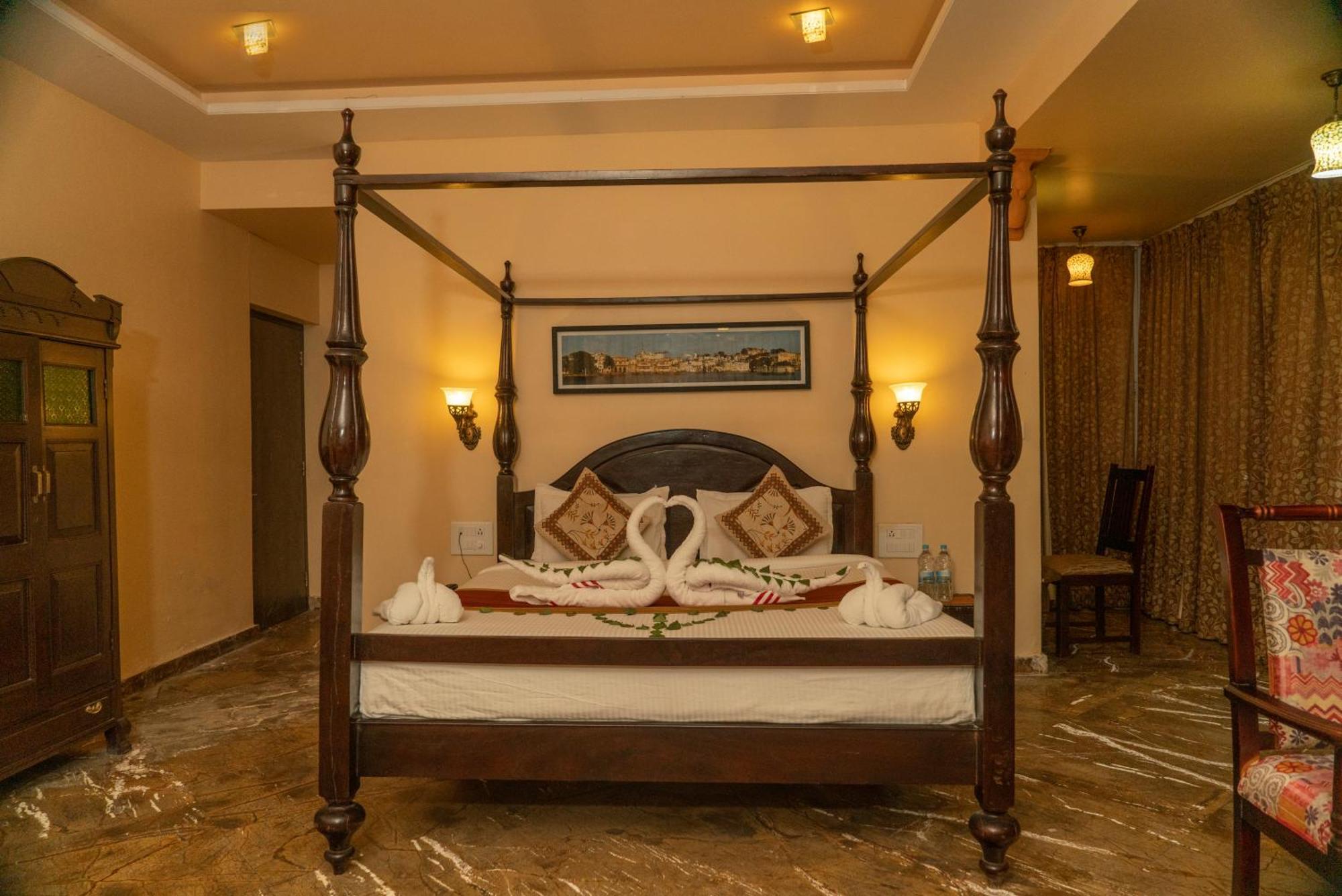 Udai Nature Valley Resort - A Peace Full Farmhouse Resort אודייפור מראה חיצוני תמונה